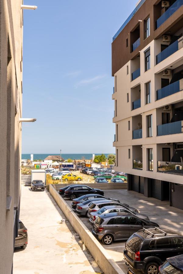 Danilo Apartments Mamaia Nord Нэводари Экстерьер фото