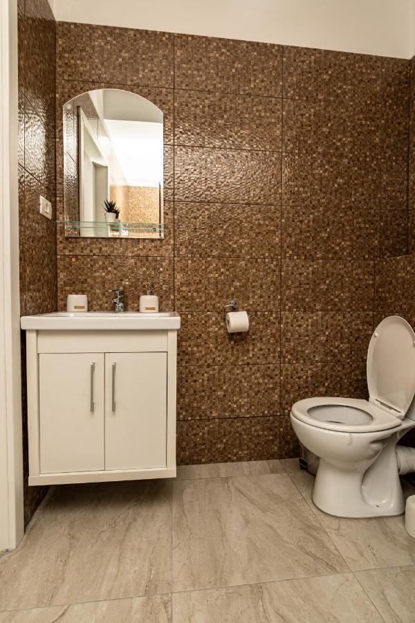 Danilo Apartments Mamaia Nord Нэводари Экстерьер фото
