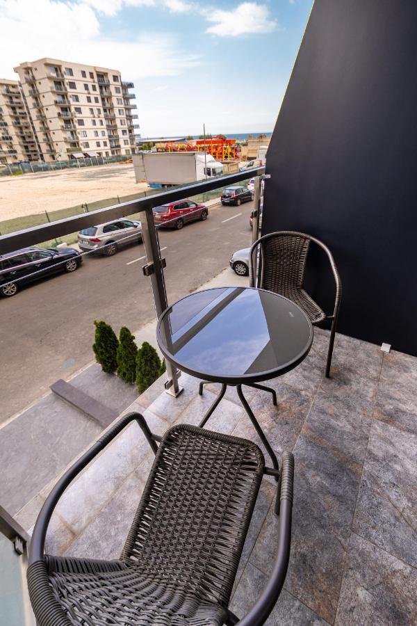 Danilo Apartments Mamaia Nord Нэводари Экстерьер фото