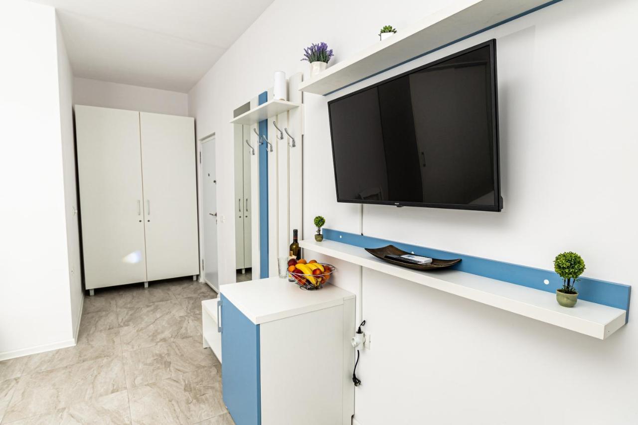 Danilo Apartments Mamaia Nord Нэводари Экстерьер фото