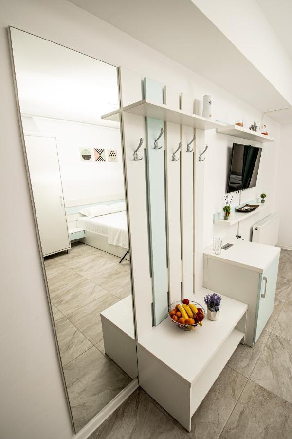 Danilo Apartments Mamaia Nord Нэводари Экстерьер фото