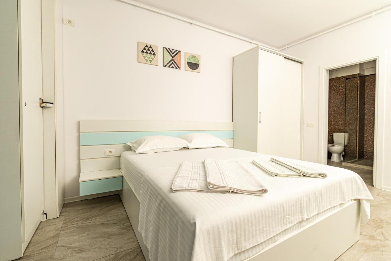 Danilo Apartments Mamaia Nord Нэводари Экстерьер фото